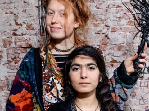 Die oude fietsband? Margo en Shimaya maken er kinky zweepjes van