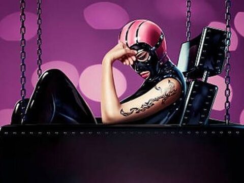 Hoe kinky ben jij in je relatie? 1 op de 5 schaamt zich voor z’n seksuele verlangens