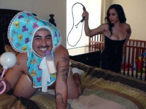 ‘Octomom geeft man billenkoek in fetish video’