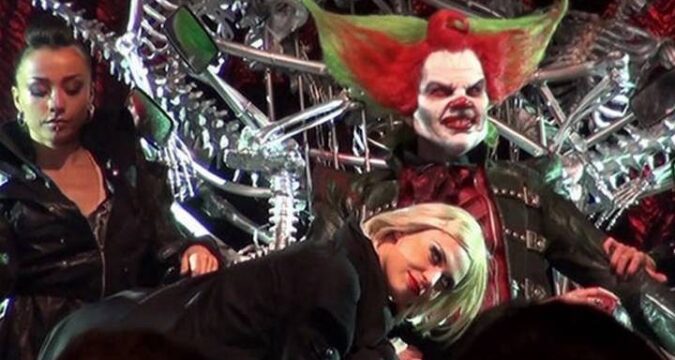 Clown lacht sm-ophef Walibi weg
