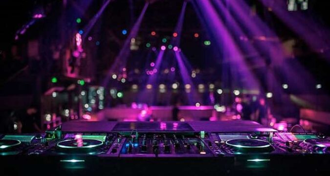 Amanda – Dominante DJ