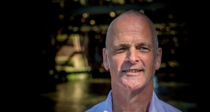 Profiel: Hans West