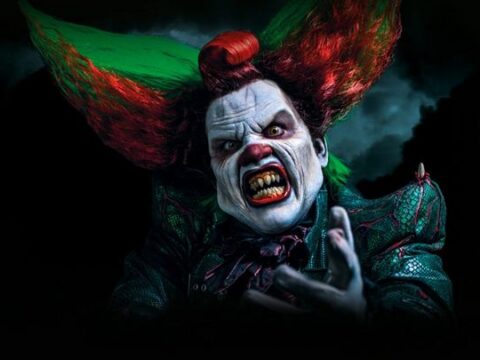 Sm-show Walibi Holland: ‘We hebben lekkere slaafjes rondlopen’