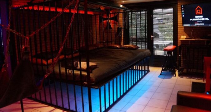 B&B lijkt op ‘seksuele inrichting’ en moet alle speeltjes opruimen