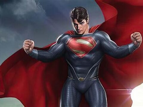 Politie stuurt ‘opgewonden’ Superman naar huis